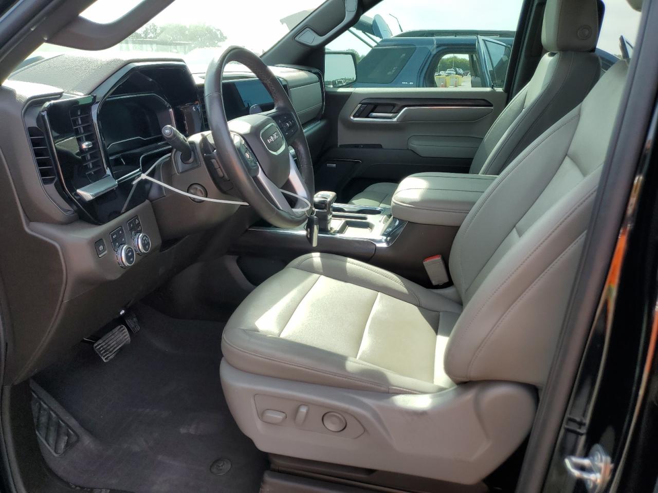 GMC SIERRA 1500 K1500 SLT