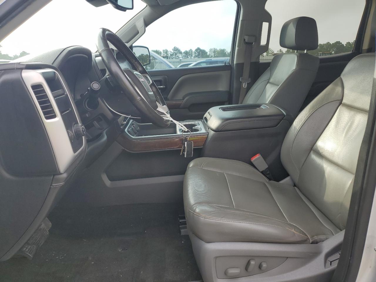 GMC SIERRA C1500 SLT