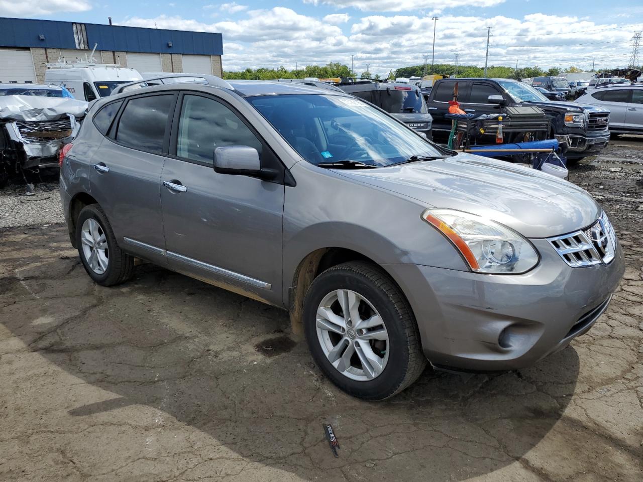 NISSAN ROGUE S