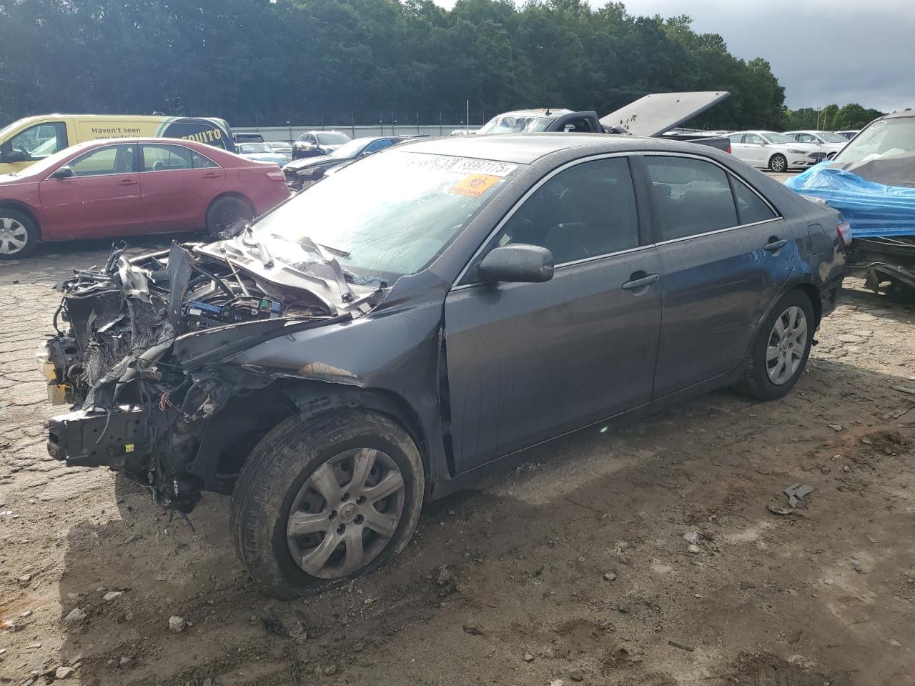 TOYOTA CAMRY SE