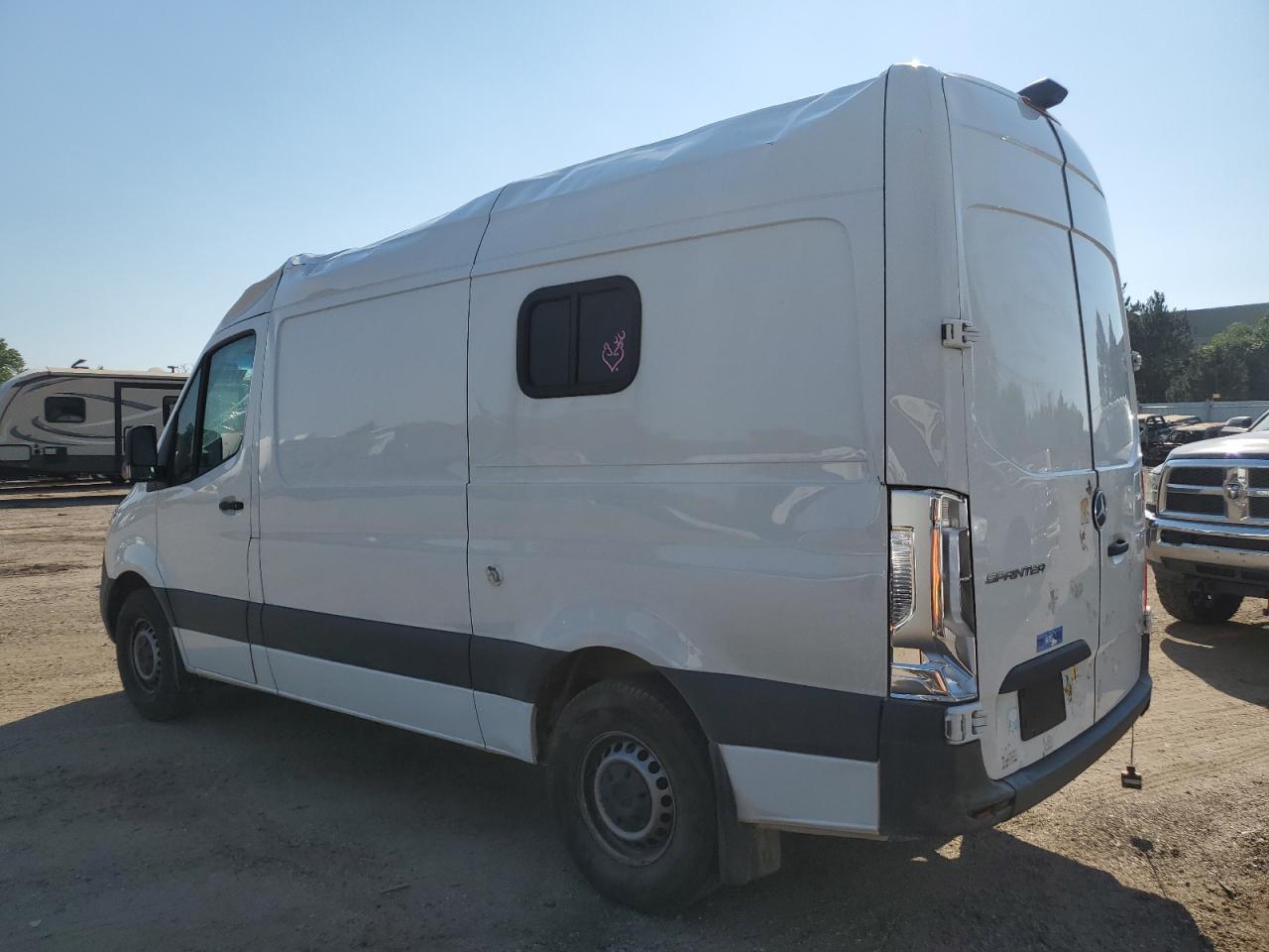 MERCEDES-BENZ SPRINTER 2500