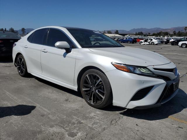 2018 TOYOTA CAMRY XSE 4T1B61HK3JU118357