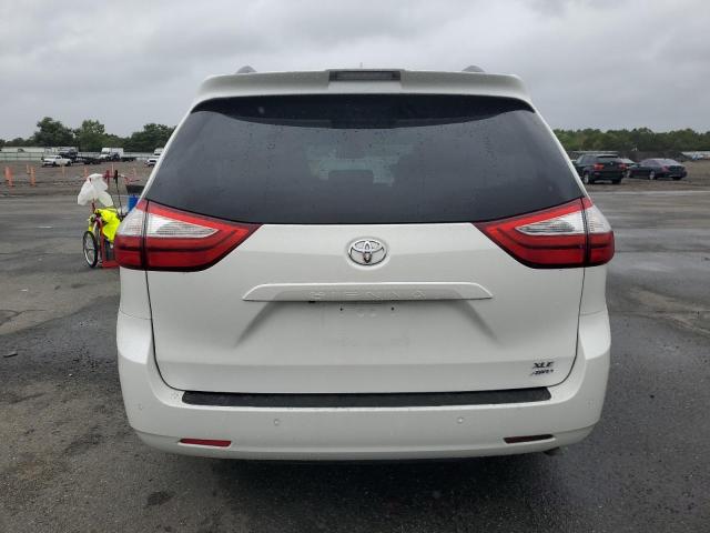 2018 TOYOTA SIENNA XLE 5TDDZ3DC6JS189989