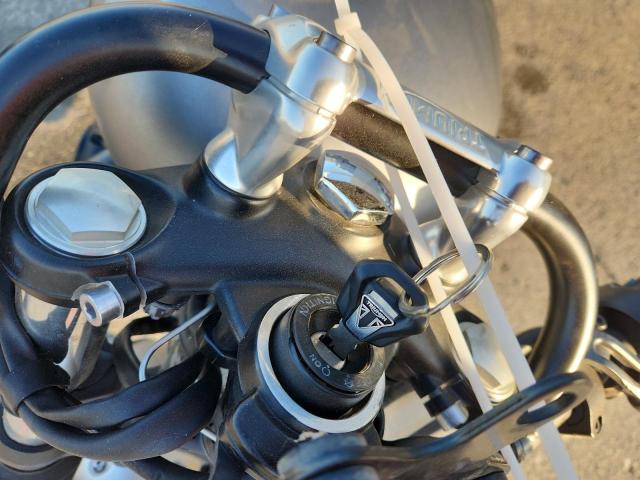 2022 TRIUMPH MOTORCYCLE STREET TWI SMTD31G74NTAZ8414
