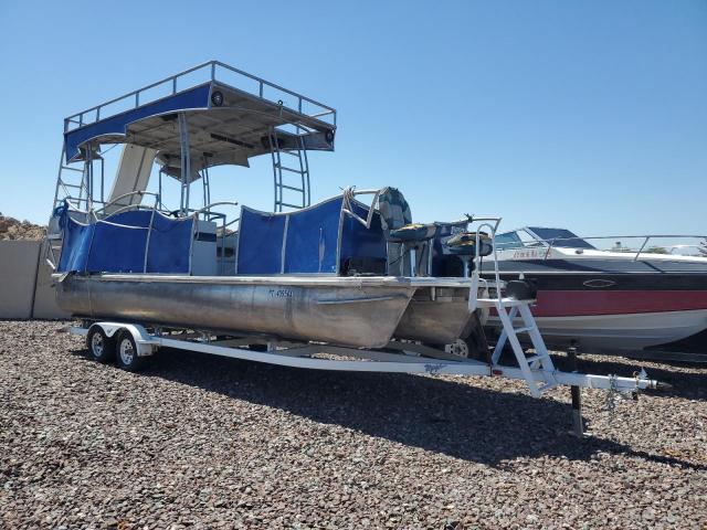 2004 UNK VOYAGER  BOAT #3303071763