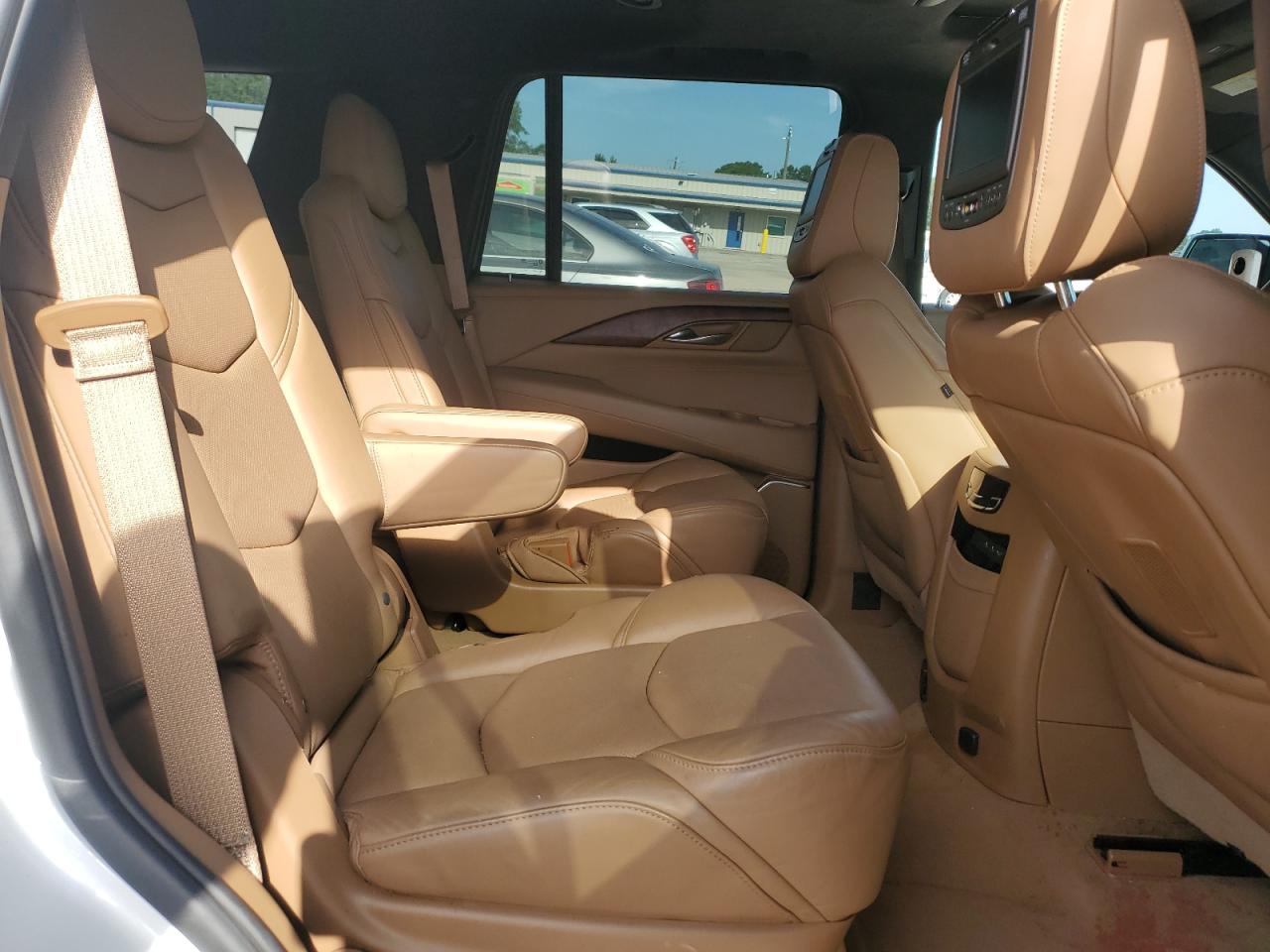 CADILLAC ESCALADE PLATINUM