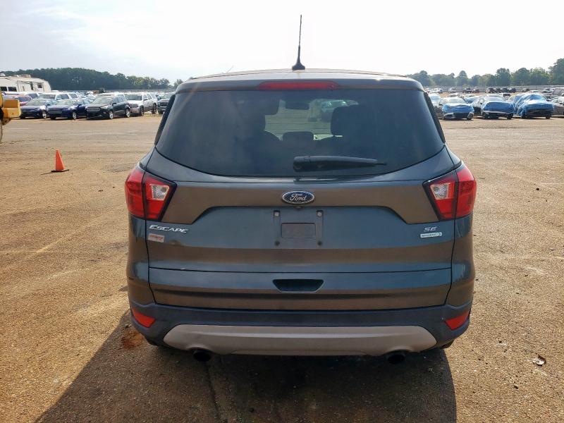 2019 FORD ESCAPE SE - 1FMCU0GD8KUB00901