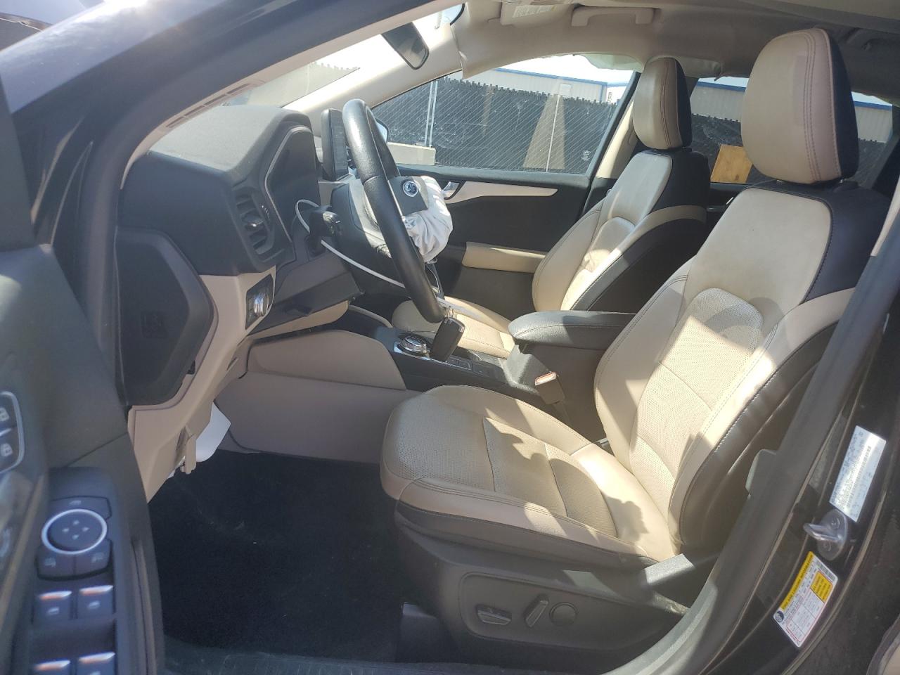 FORD ESCAPE SE SPORT