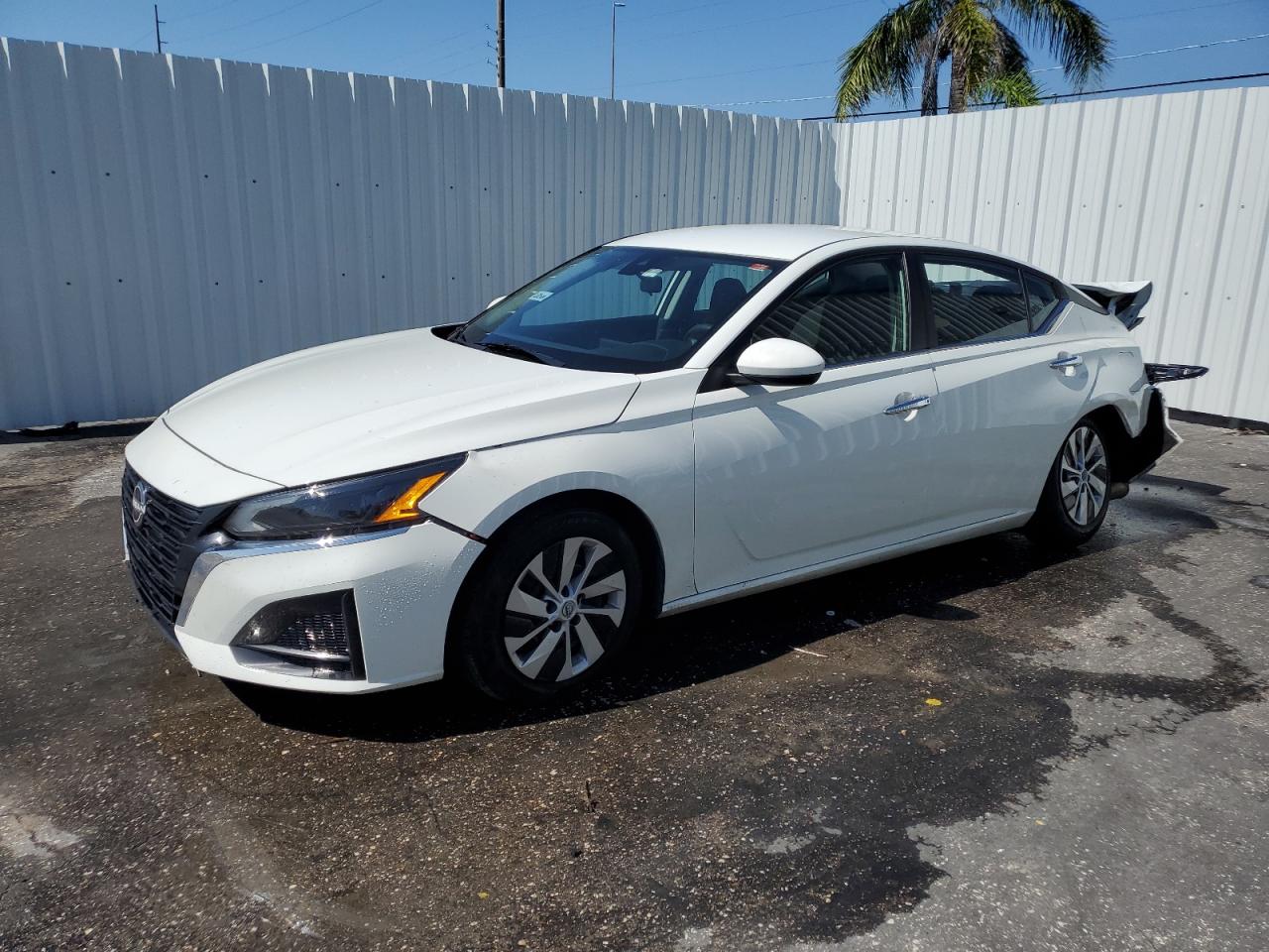 NISSAN ALTIMA S