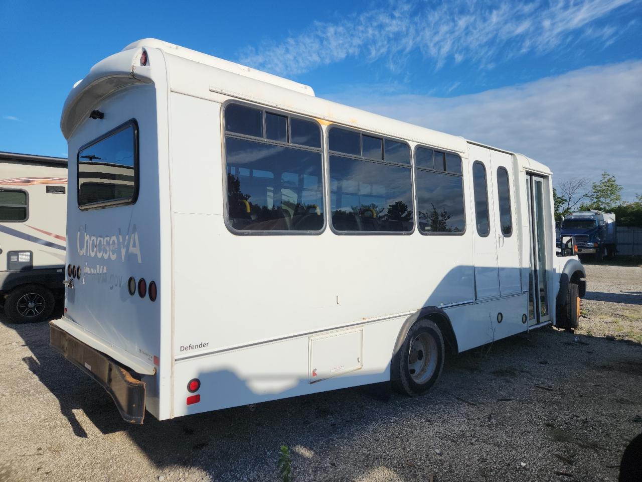 FORD F-550 SUPER DUTY