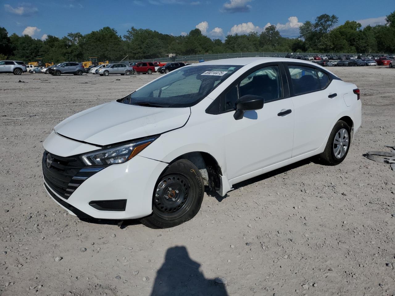 NISSAN VERSA S