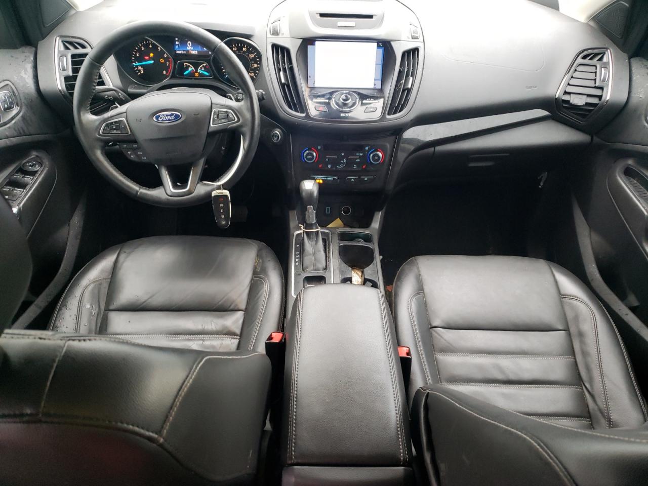 FORD ESCAPE TITANIUM