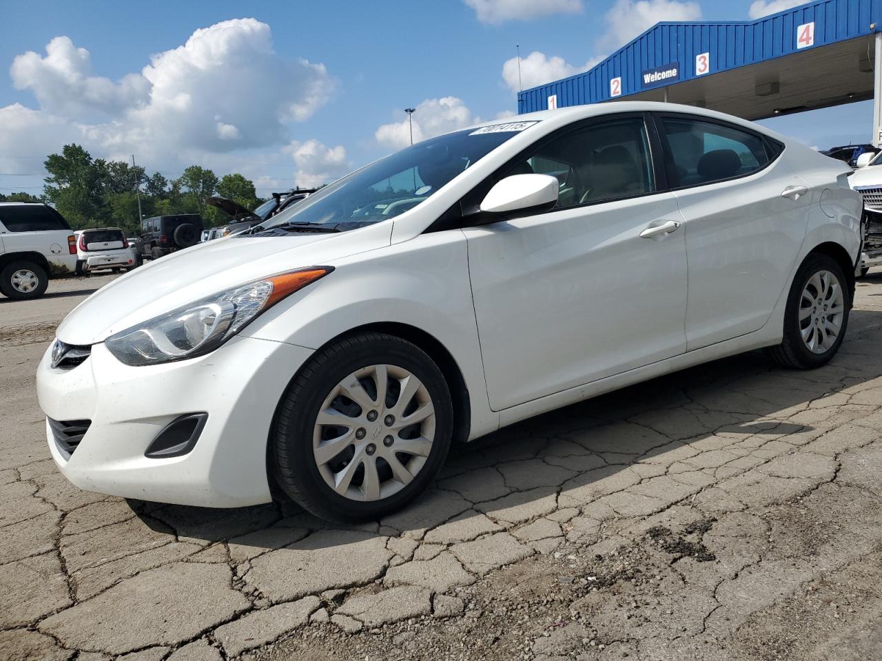 HYUNDAI ELANTRA GLS