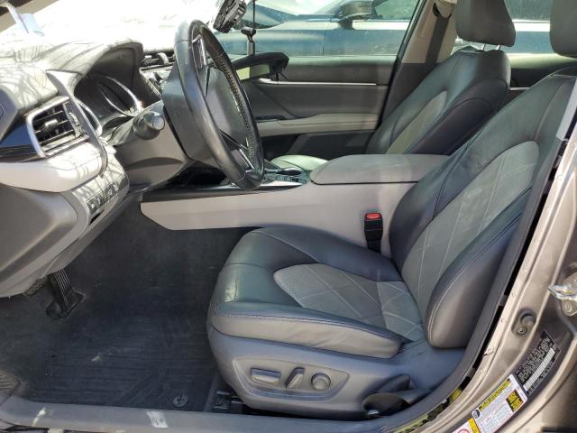 2019 TOYOTA CAMRY L 4T1B11HK5KU721570