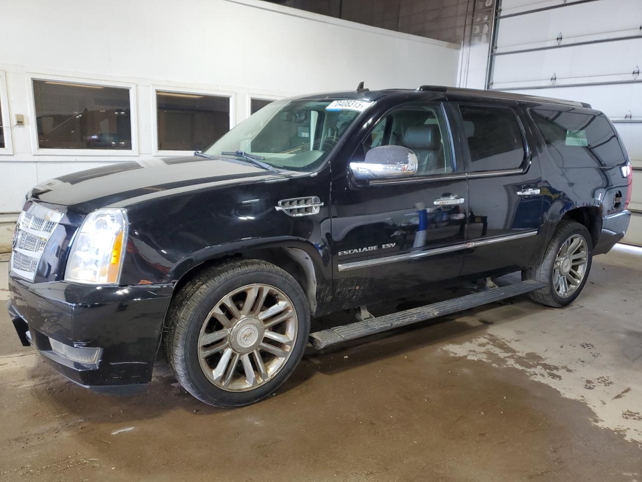 CADILLAC ESCALADE ESV PLATINUM