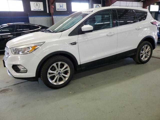 Global Auto Auctions: 2017 FORD ESCAPE SE