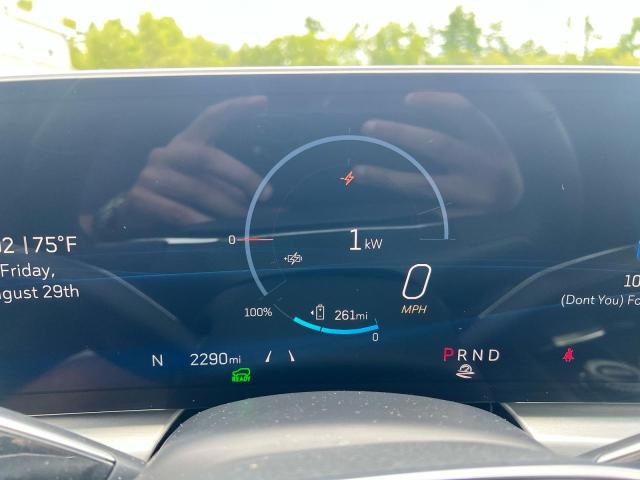 2024 CADILLAC LYRIQ LUXU 1GYKPPRLXRZ110762