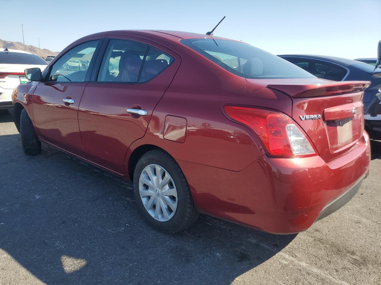NISSAN VERSA S