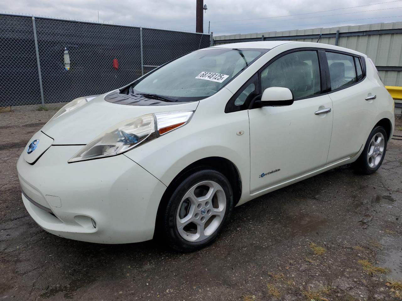 NISSAN LEAF SV