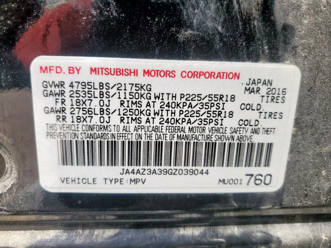 MITSUBISHI OUTLANDER SE