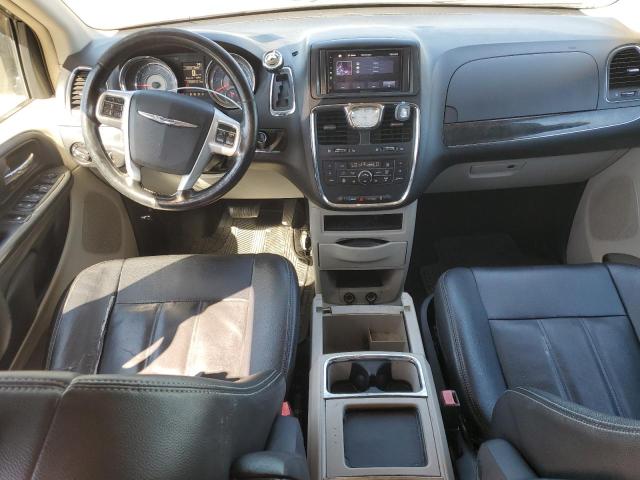 2015 CHRYSLER TOWN & COU 2C4RC1BG1FR621017