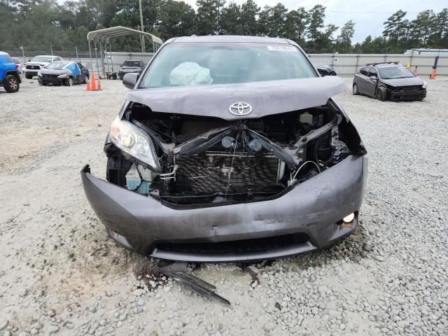 2016 TOYOTA SIENNA XLE 5TDYK3DC1GS717940