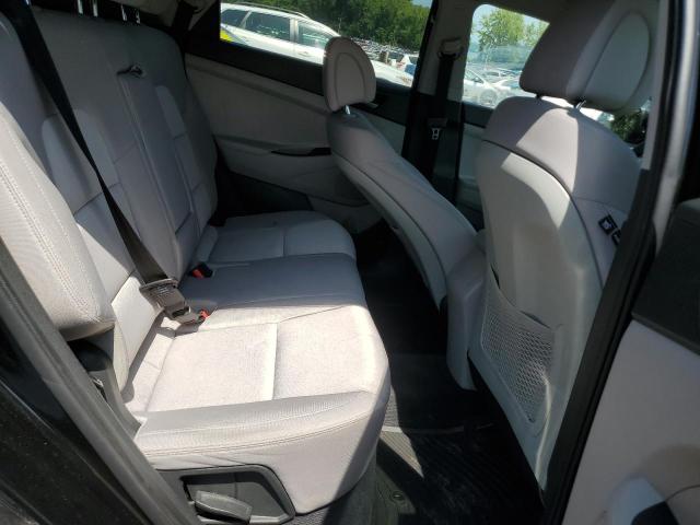 2018 HYUNDAI TUCSON SEL KM8J33A41JU701666