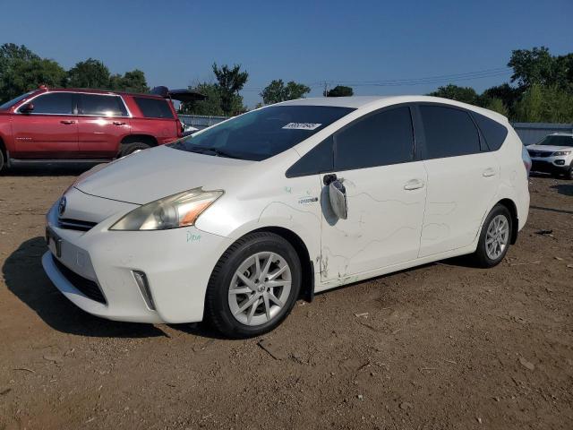 TOYOTA PRIUS V