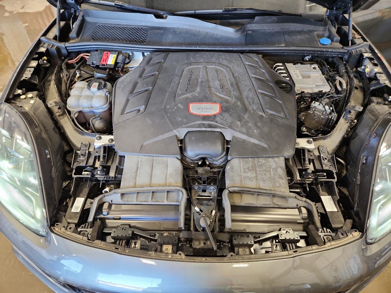 PORSCHE CAYENNE TURBO