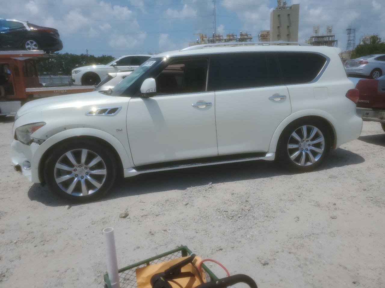 INFINITI QX80