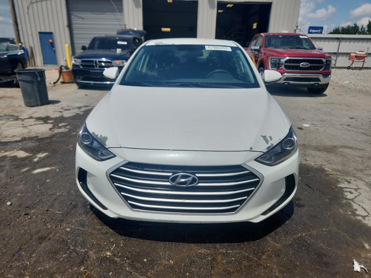 HYUNDAI ELANTRA SE