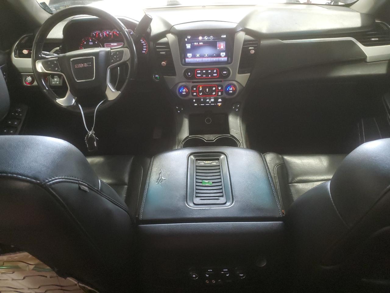 GMC YUKON K1500 SLT