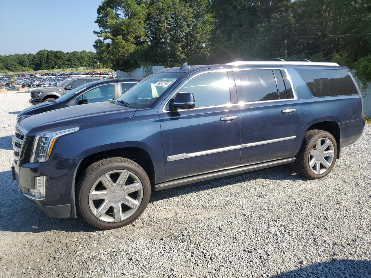 CADILLAC ESCALADE ESV PREMIUM LUXURY