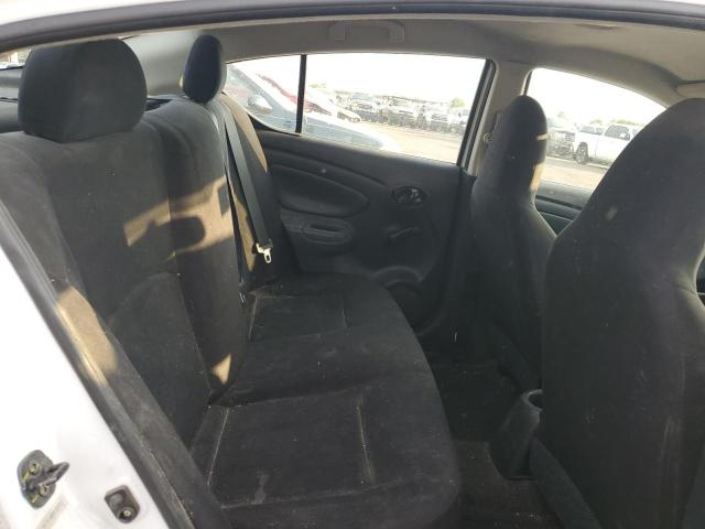 2015 NISSAN VERSA S 3N1CN7AP8FL802362