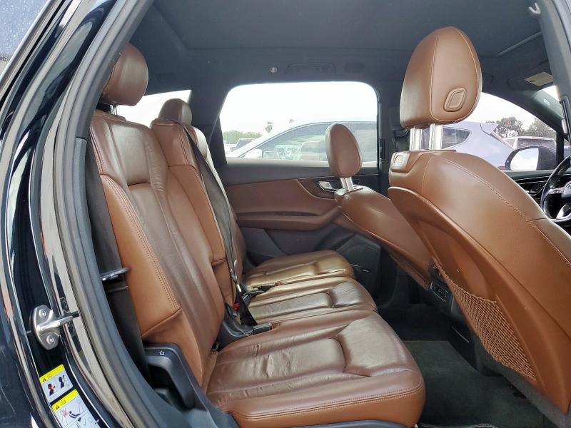 2017 AUDI Q7 PREMIUM WA1LAAF78HD022394
