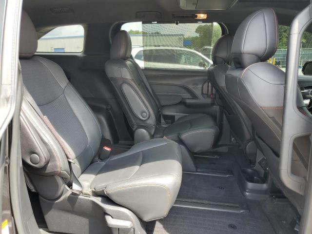 2022 TOYOTA SIENNA XSE 5TDDSKFC9NS057763