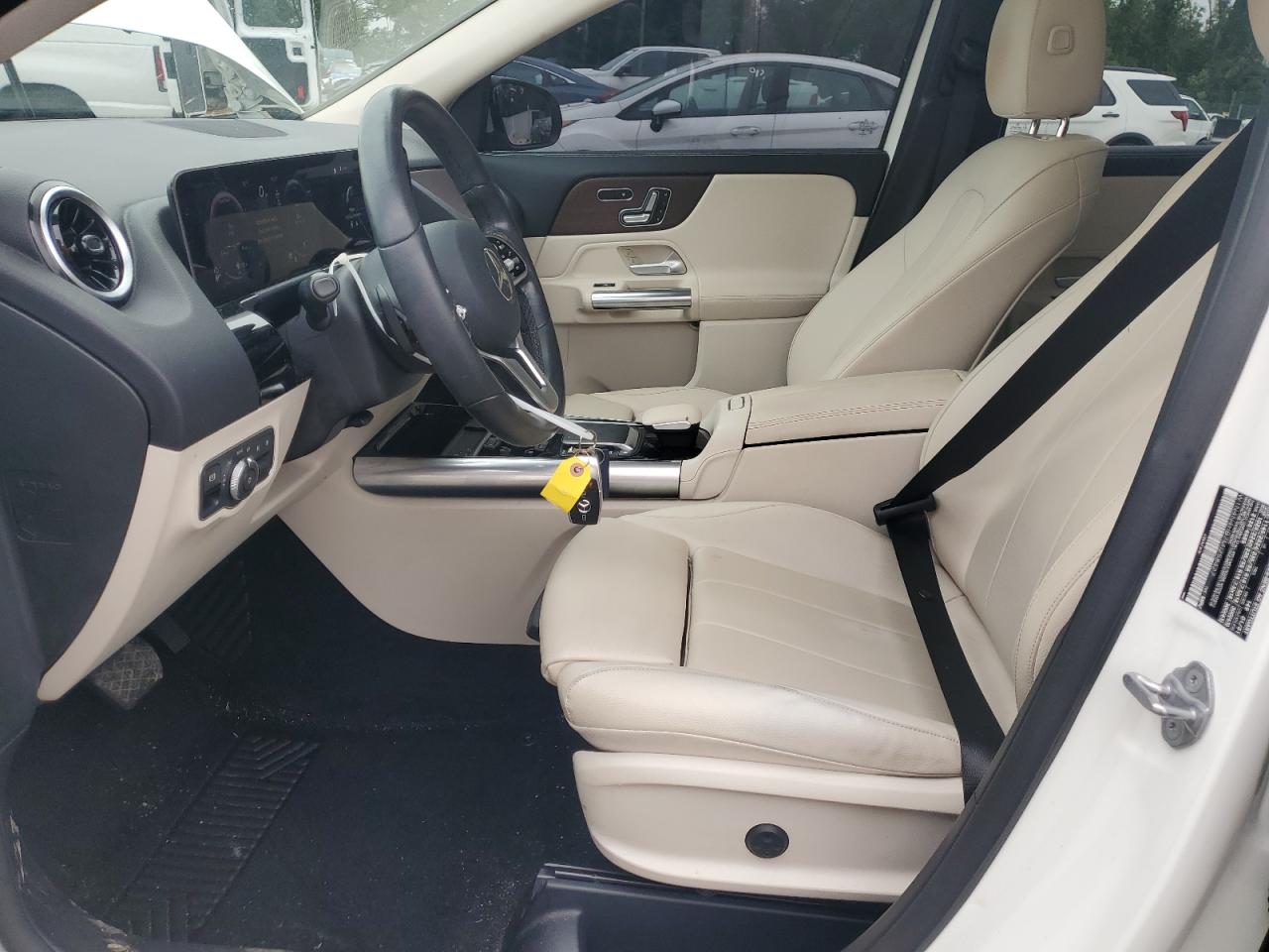 MERCEDES-BENZ GLA-CLASS 250 4MATIC