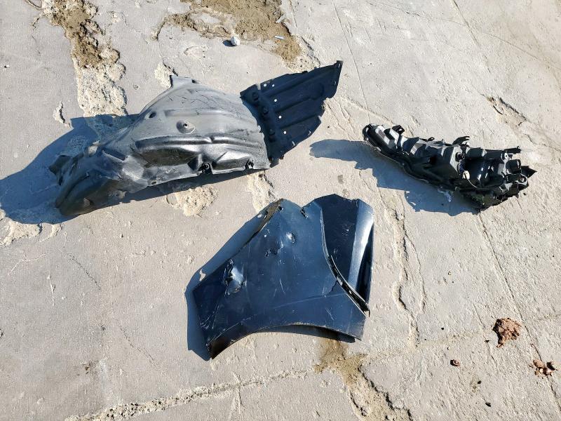 2020 TOYOTA COROLLA LE 5YFEPRAEXLP114100