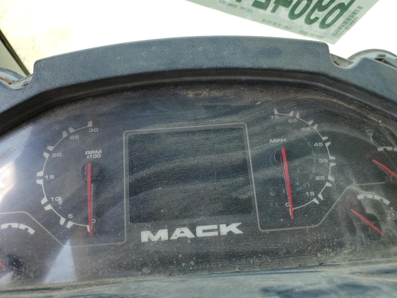 Lot #3268869252 2016 MACK 600 LR600