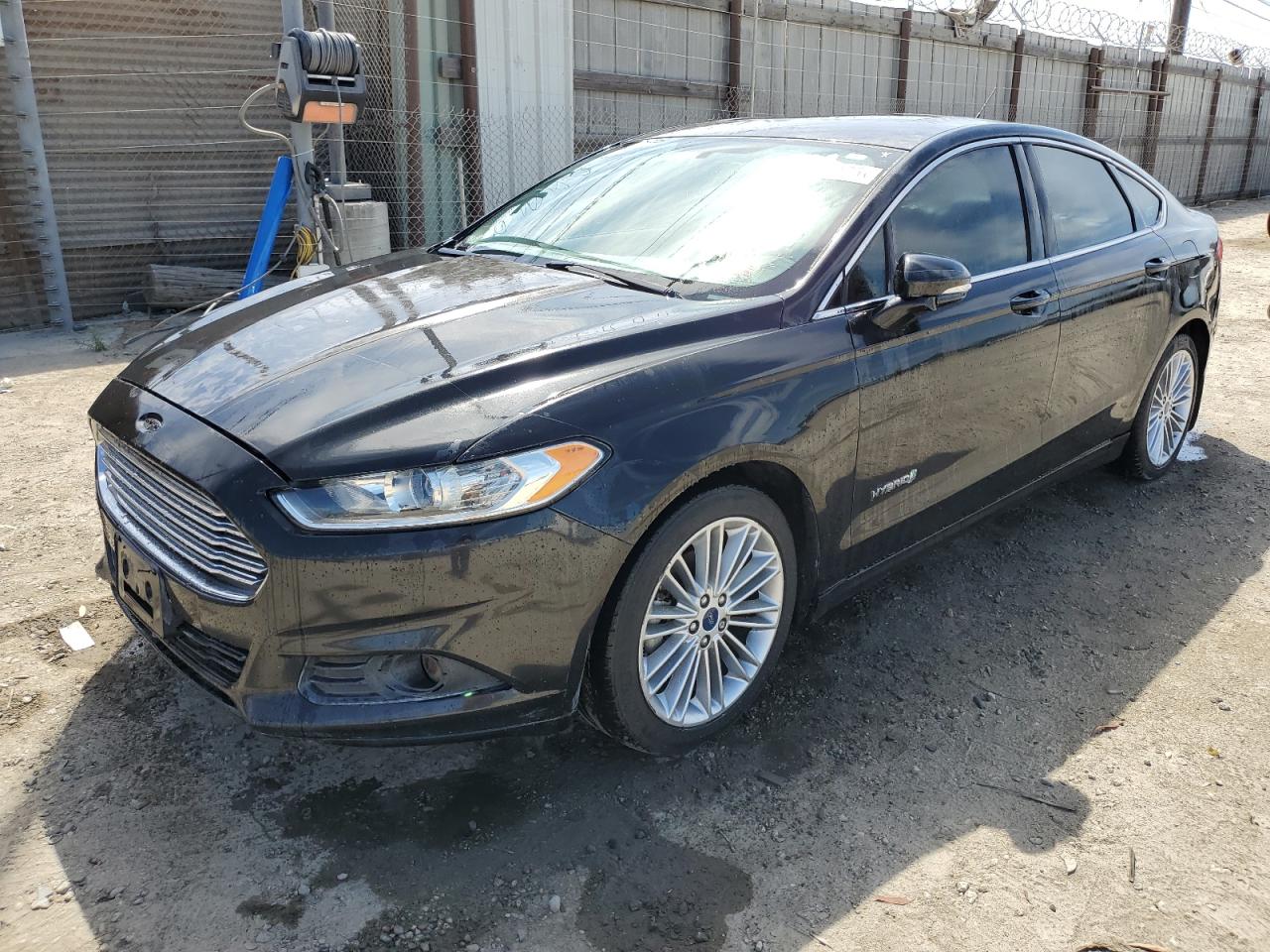 FORD FUSION SE HYBRID