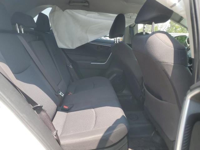 2019 TOYOTA RAV4 LE - JTMMWRFV0KD003788