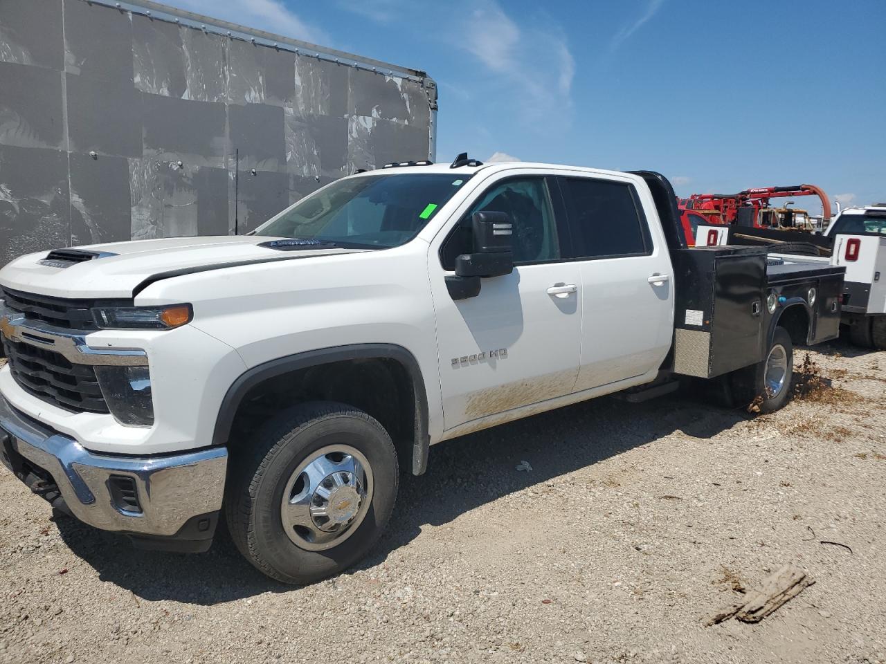 CHEVROLET SILVERADO 3500 K3500 LT