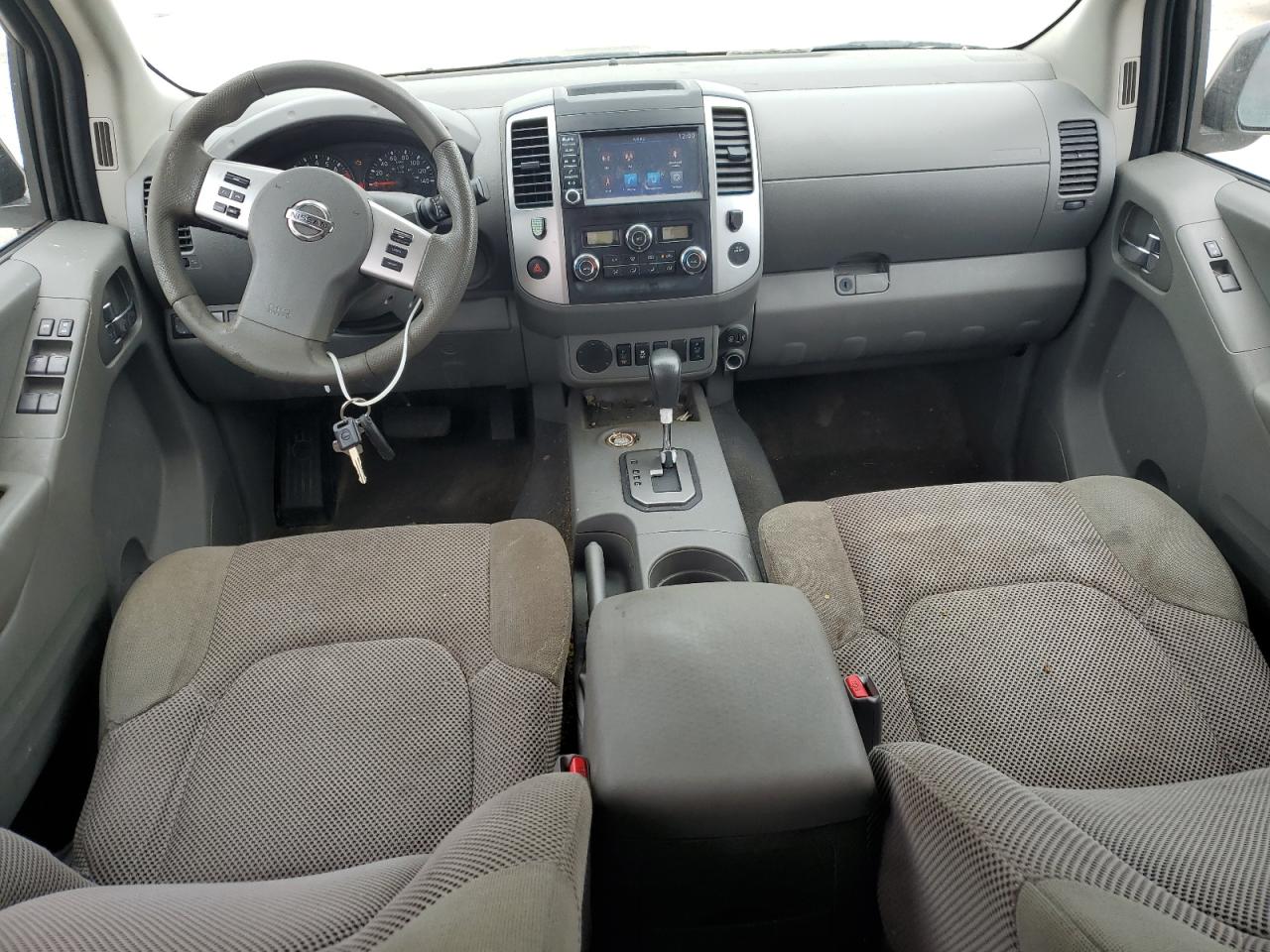 NISSAN FRONTIER S