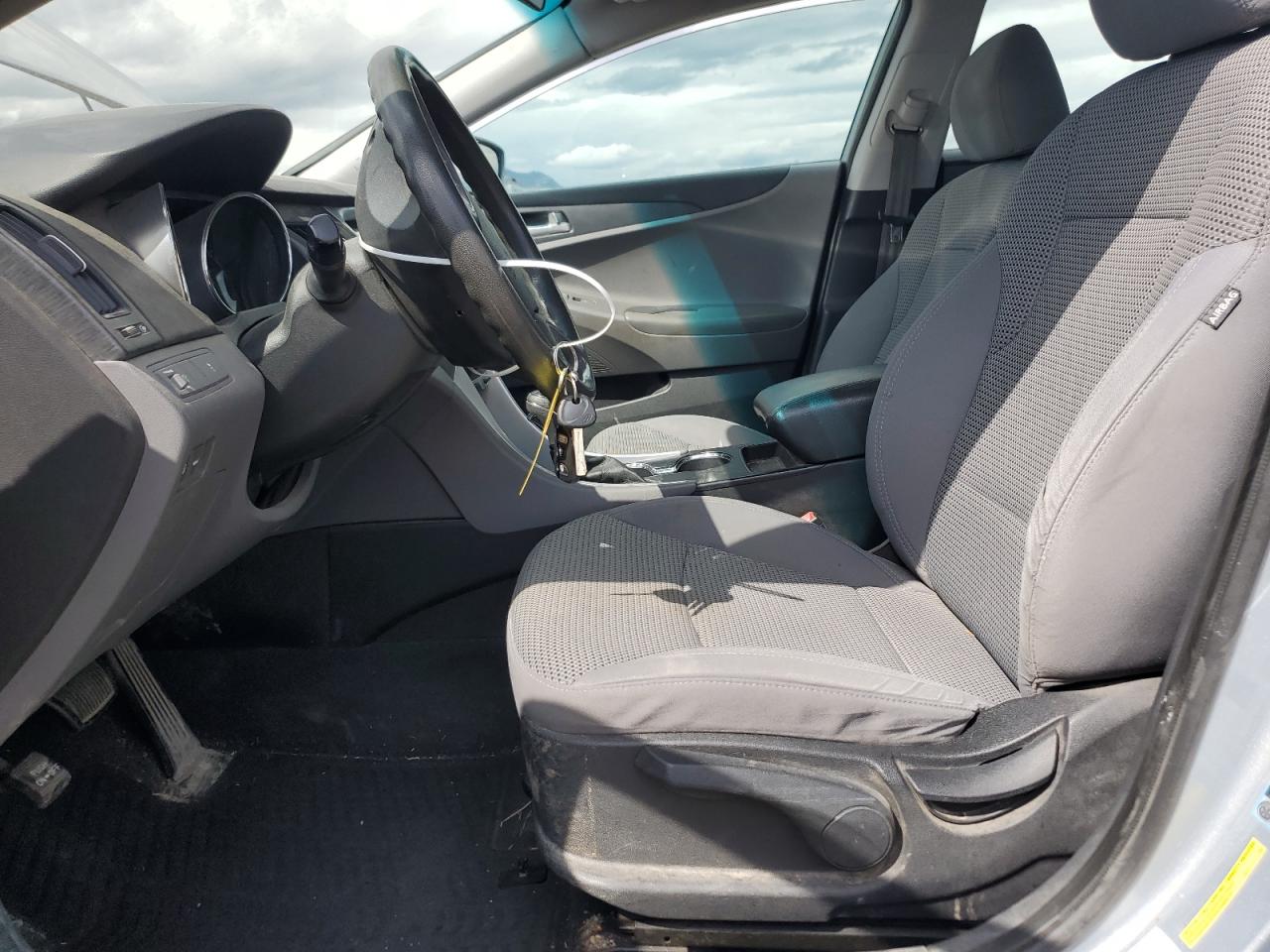 Lot #3217212425 2011 HYUNDAI SONATA GLS