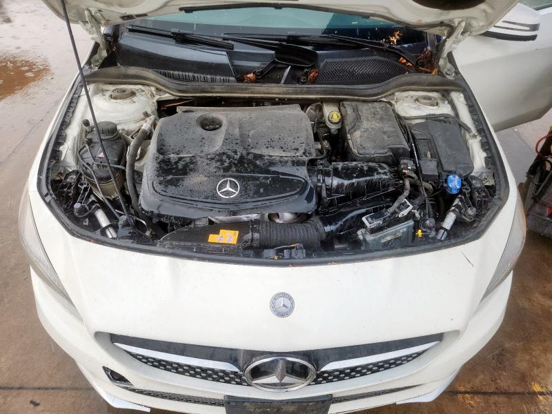 2017 MERCEDES-BENZ CLA 250 WDDSJ4EB7HN444763