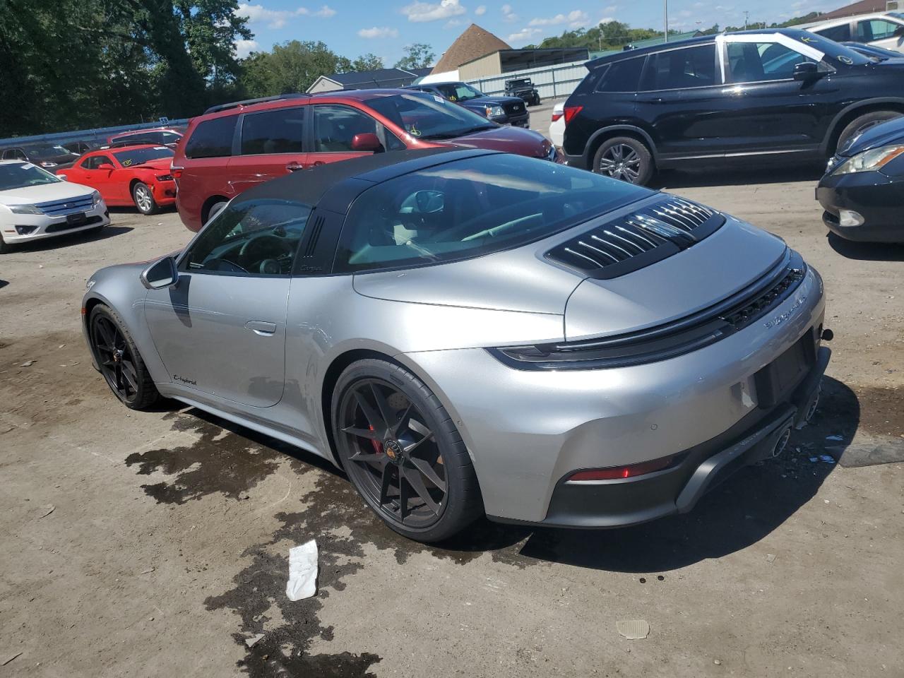 PORSCHE 911 TARGA 4 GTS