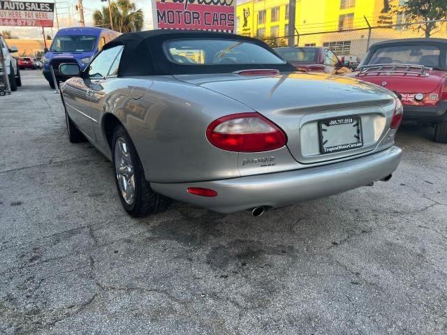 JAGUAR XK8 1999 silver converti gas SAJGX204XXC041660 photo #4