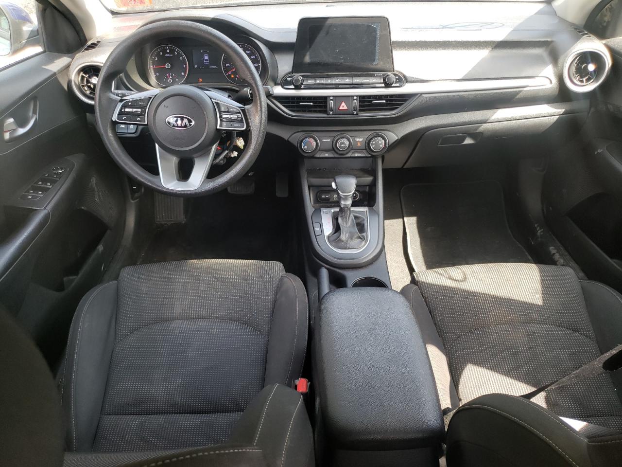 KIA FORTE FE