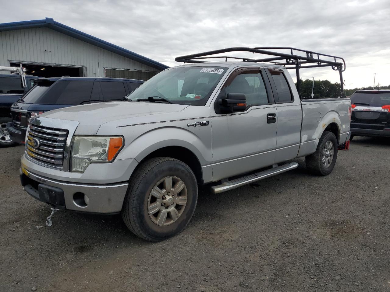 FORD F-150 SUPER CAB