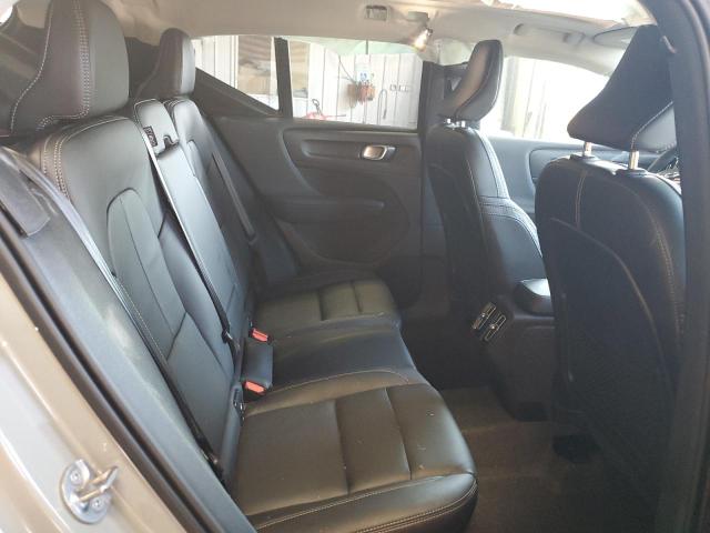 2025 VOLVO XC40 CORE YV4L12UJ5S2603636